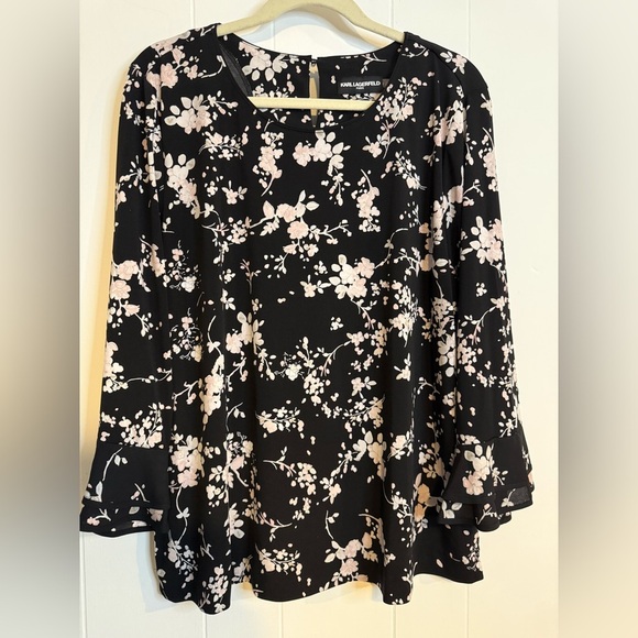 Karl Lagerfeld Paris Blossom Bell Sleeve Top, Sz large - Picture 1 of 5